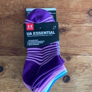 NWT Under Armour Training Youth Socks 13.5K-4Y